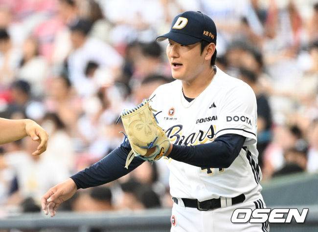 “제발 두산에 남아 달라, 떨어지기 싫다” 159km 에이스의 간곡한 부탁, ‘예비 FA’ 잠수함 얼마에 붙잡아야 할까