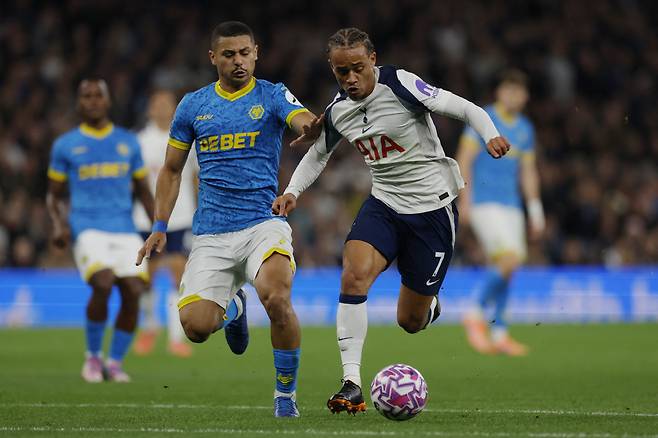 프랭크 감독 '오피셜' 공식발표...손흥민 빈자리 전혀 못 채운다, '토트넘 NEW 7번' 향한 충격 비판