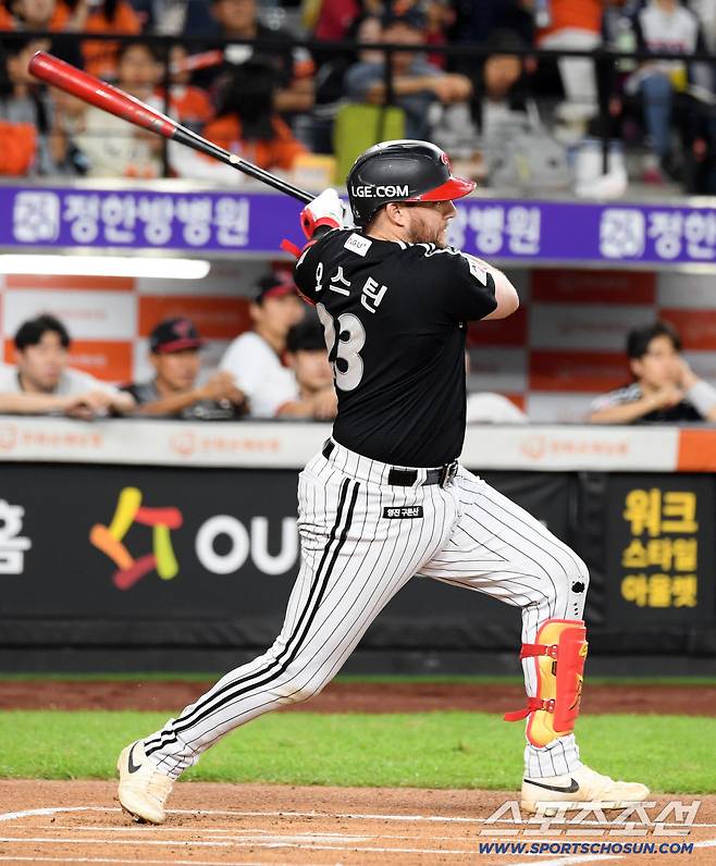 '종신 선언' 진짜네? LG 새역사 쓴 외인. 또 다른 역사를 준비한다