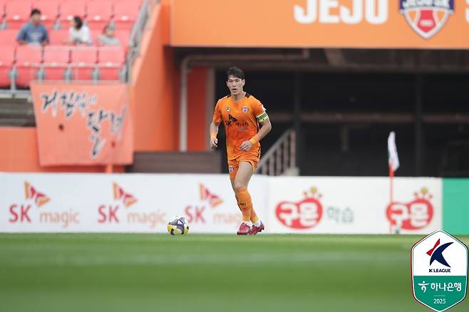 '한국 축구 최초' 1경기 1팀 4명 퇴장→추가 중징계 불가피…연맹, 제주 구단·김동준·이창민 경위서 요청