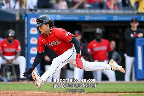 '125년 역사상 최고' 충격의 15경기 반 차 뒤집기가 현실이 되다…불가능한 일이 일어나는 곳이 바로 MLB