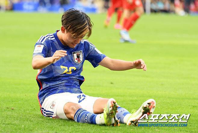 일본 축구 상상도 못했던 초비상...에이스 대추락, 강등권 폭망 '겨우 1골 심각 부진'