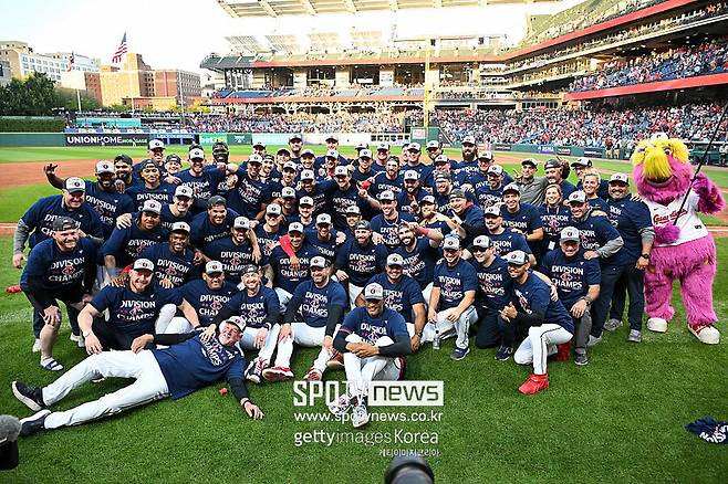 'ML 기적의 팀이 나왔다' 15.5경기 차 뒤집고 지구 우승, 111년 만에 대기록 달성