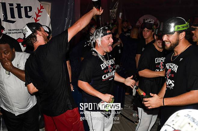 'ML 기적의 팀이 나왔다' 15.5경기 차 뒤집고 지구 우승, 111년 만에 대기록 달성