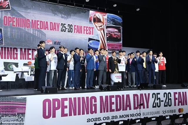 10개 구단 선수들이 뽑은 우승후보는 '슈퍼팀' LG·KCC... 이상민 감독은