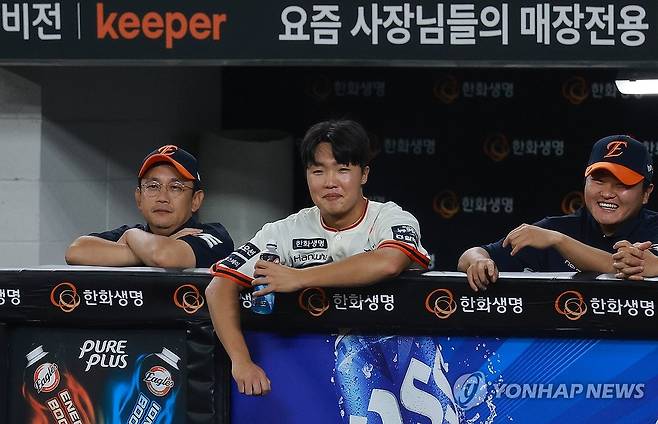 한화 역전 1위 불씨 살린 정우주