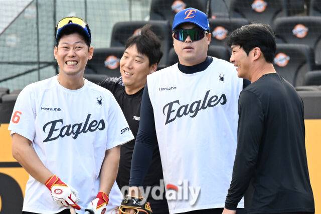 LG·한화 1위 결정전 치를 가능성은 절대적으로 낮지만…야구에 0%는 없습니다, 한화 와폰류 ‘출격 가능’