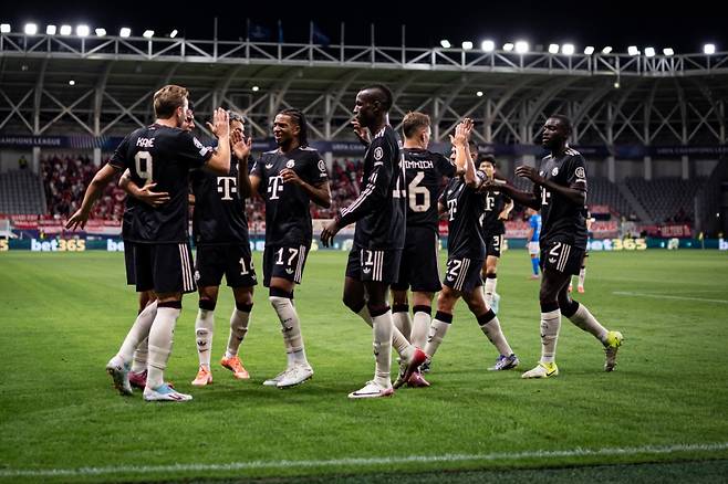 '최저 평점' 김민재, 치명적 실수에 경합 승률 0%... 뮌헨은 파포스에 5-1 대승