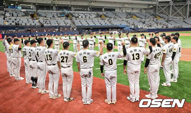 “상무가 유명선수 쉼터인가, 아프면 전방 가라” 132억 구창모 공개 저격? 상무 감독 왜 작심 비판 쏟아냈을까