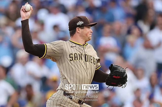 다저스가 영입했어야 했나… ‘11타자 연속 탈삼진+168.2㎞’ 미친 강속구, MLB 가을 역사 바꿨다