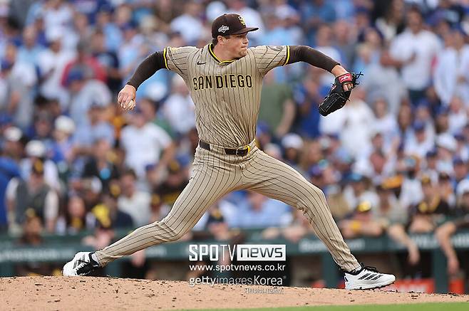 다저스가 영입했어야 했나… ‘11타자 연속 탈삼진+168.2㎞’ 미친 강속구, MLB 가을 역사 바꿨다