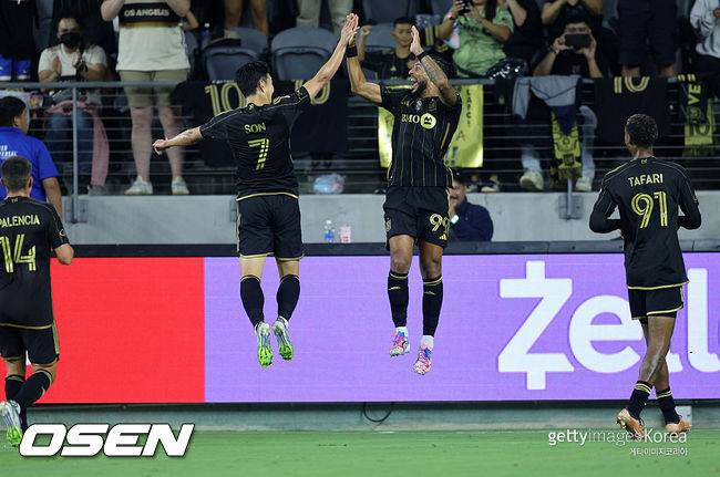 '토트넘에선 혹평- LAFC에선 폭발' 헤트트릭→멀티골→이주의 팀 4회… 손흥민이 MLS를 지배