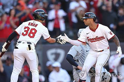 '김혜성 결장' LAD, 가장 먼저 NLDS 진출… 나머지 6팀은 WC 1승1패(종합)