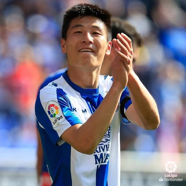 ‘나도 손흥민처럼 할 수 있었어’ 14억 대륙에도 우레이 다음 없는 중국 축구, 그저 한숨만…“우레이 넘을 선수 지금 없어”