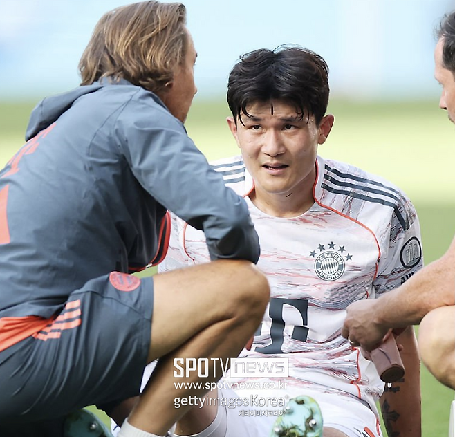 홍명보 울상 ‘오피셜’ 공식발표 유력, 김민재 브라질전 앞두고 부상 가능성...독일 공신력 최상 언급