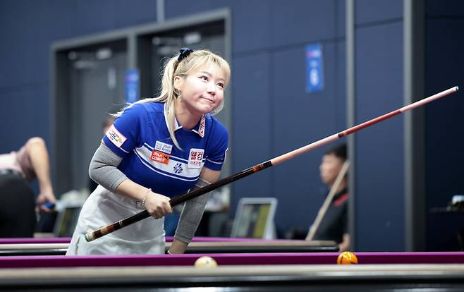 '1, 2, 4세트 0점' 김예은, '여제'에 무력하게 참패...김가영-이미래 4강 매치 성사
