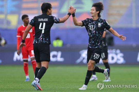 '16강 가자' 한국 U-20 파나마 2-1...B조 3위, 남은 조 결과에 운명 달렸다