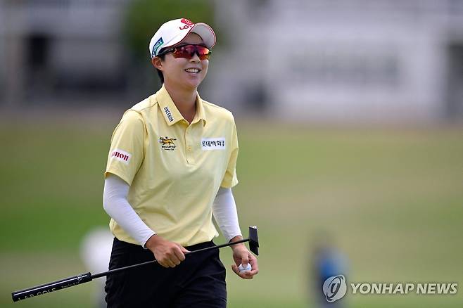 김효주·황유민, LPGA 투어 롯데 챔피언십 3R 1타 차 공동 2위