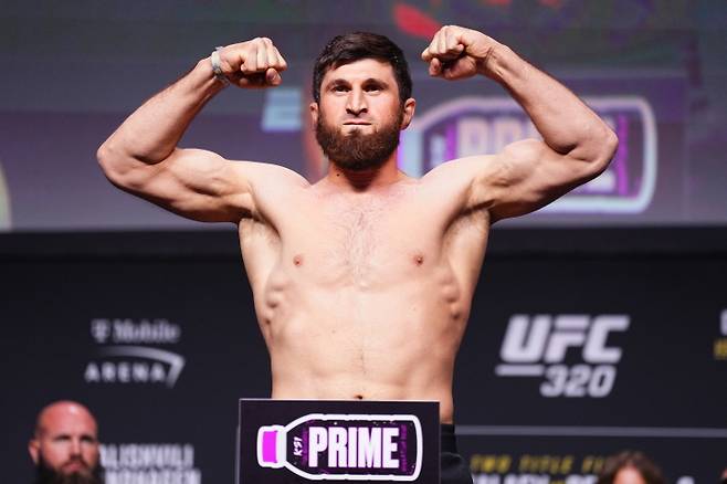 유주상, 상대에 분노→UFC 회장까지 말렸다…‘급요청 수락’ 사실상 라이트급 경기 나선다
