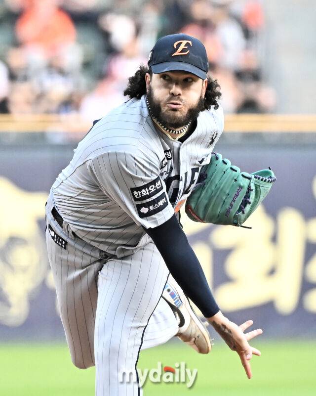 '17승 252K ERA 1.89' 폰세, 이정후와 한솥밥 먹나? 샌프란시스코가 관심
