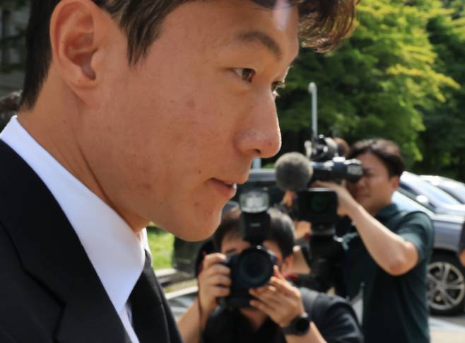 '韓 축구계 준 영구제명' 황의조 선수 생활 너무 편하네...'불법 촬영→징역 1년+집행유예 2년' 확정→시즌 첫 골 폭발, 팀은 2-2 무