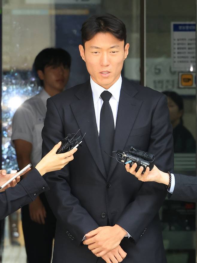 '韓 축구계 준 영구제명' 황의조 선수 생활 너무 편하네...'불법 촬영→징역 1년+집행유예 2년' 확정→시즌 첫 골 폭발, 팀은 2-2 무