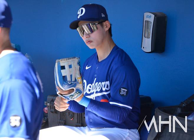 '대박' 김혜성, 다저스 NLDS 로스터에도 합류…'가을야구' 출전 희망 이어간다