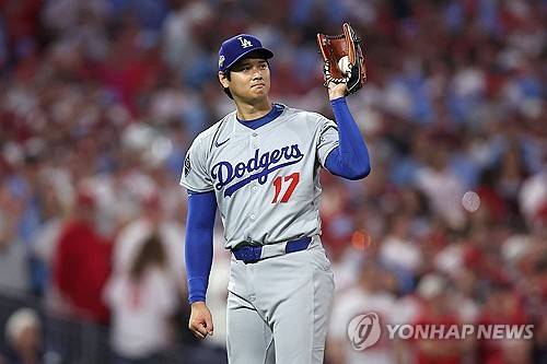 '이럴수가' 오타니가 무너진다… 필라델피아, 2회말 '투수 오타니' 폭격[NLDS]