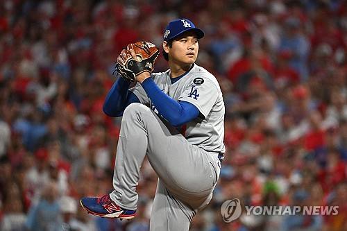 '오타니 PS 첫 선발승' LAD, PHI 꺾고 NLDS 1승 선점