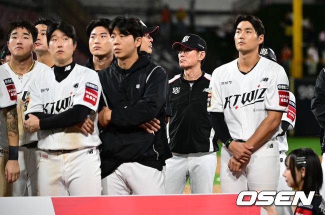 ‘충격 탈락’ 6년 만에 KT 없는 가을 실화냐…128억 FA 유출+외인 농사 대흉년, 530승 명장 계산이 어긋났다