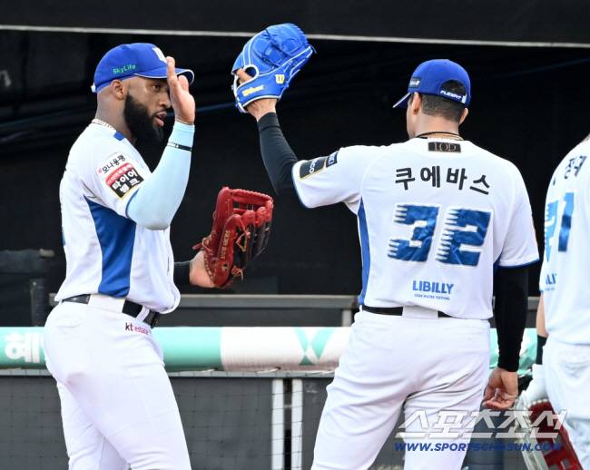 특급 외인 2명이 동시에 '폭망'할 거라 누가 예상이나 했겠나...왜 6년 연속 PS 실패했나