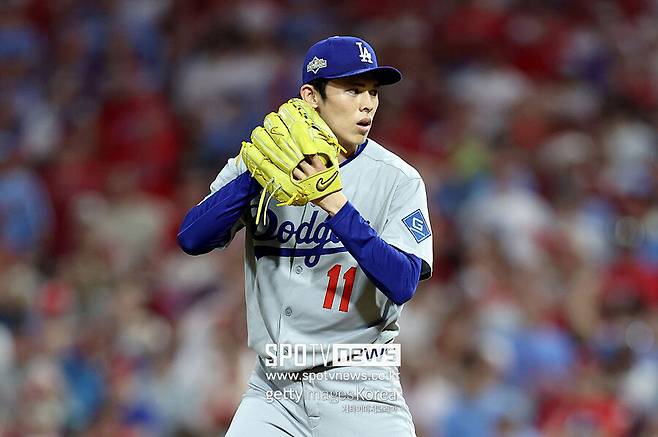 '다저스 9회 이렇게 편해지다니' 새 마무리 투수 발견, …162km→1이닝 무실점, 사사키의 충격적인 데뷔전