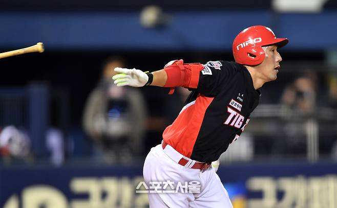 2025시즌 종료 KIA, 선수단 정리 시작…‘육성선수 신화’ 서건창 ‘웨이버 공시’