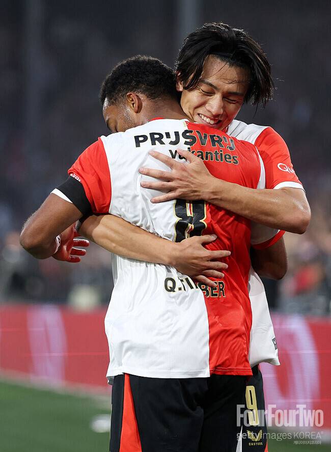 [eredivisie.review] ‘황인범 20분+우에다 2골’ 반 페르시의 페예노르트, 8G 무패행진+선두
