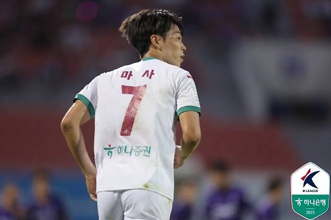 “한국어로 인터뷰하고 싶다” 시즌 최고 활약 마사, 가을이 왔음을 멀티골로 알렸다···“어떤 상황에서도 흔들리지 않는 철학과 멘털 만들고 있다”
