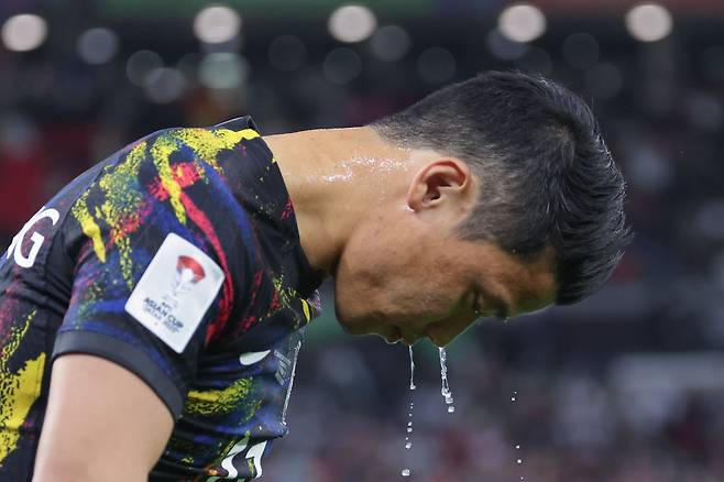 “제발 선발서 제외해, 더는 보고 싶지 않아” 거센 비판 쏟아졌다…韓 축구 안타까운 소식, 존재감 없었던 황희찬 또또또또 ‘침묵’