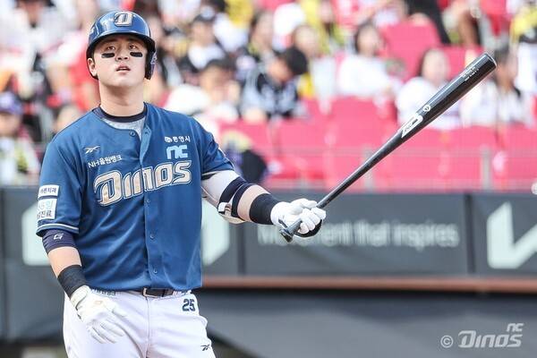 [WC1] '기적' 보이던 NC 날벼락… 김형준, 홈런 최다 기록 쓰고 부상 아웃