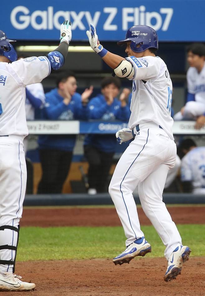 '미쳤다' NC, 이젠 WC 업셋 드라마 눈앞…구창모 146km 쾌투+김형준 홈런에 삼성 눈물