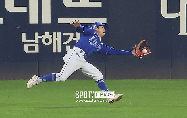 “김지찬이 타구를 잘못 판단했다” 레전드 일침, 설마 삼성 가을이 이 장면부터 꼬이나