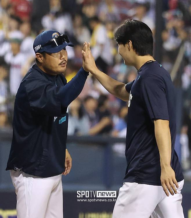 '인생은 이호준처럼' 사실상 10연승 돌풍, 외국인 불펜 카드도 아꼈다…