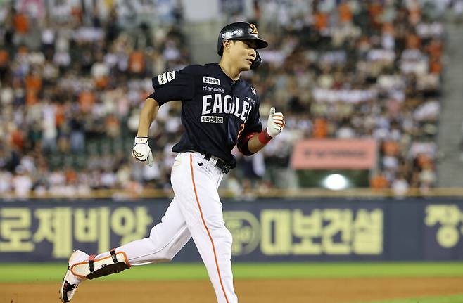 한화 50억 vs 1억이었는데, 1억이 더 잘하다니… 마음 편히, 51억으로 키스톤 콤비 샀네