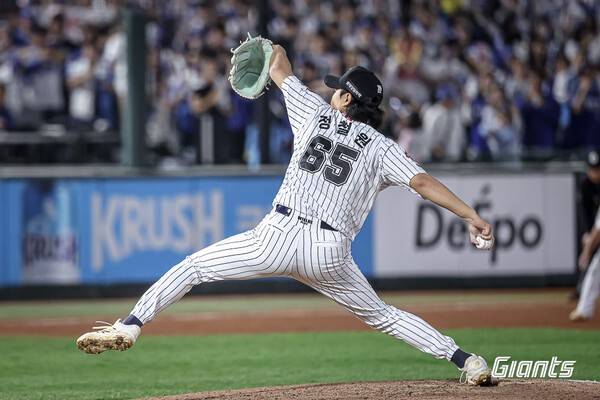 '빅딜' 이후 1년, 롯데도 두산도 웃을 수 없었다…그래도 1차 손익계산서는 '롯데 압승', 미래는 어떨까