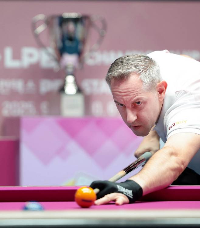 '당구교황' 레펀스, 4년 만에 PBA 우승 감격...통산 두 번째 정상