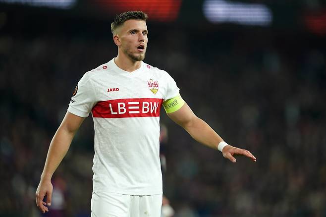 슈투트가르트 초비상 ‘오피셜’ 떴다, 오현규에게 싹싹 빌어야겠네…주전 공격수 발목 골절 진단→최대 ‘8주 아웃’