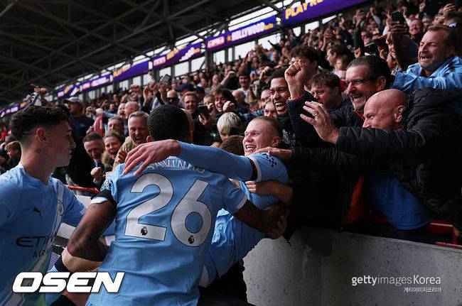 “한국이 또 문화 훔쳤다” 맨시티가 가담했다고?... “중국 문화에 칼 꽂았다” 맨시티 향한 중국의 분노-스폰서 압박까지