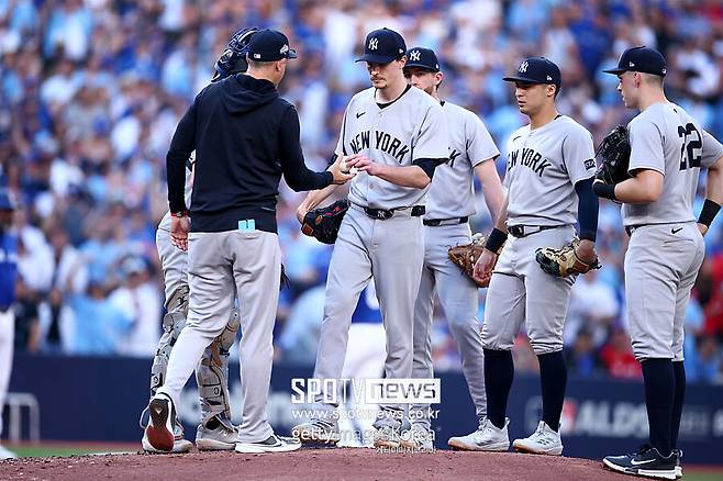 ‘다저스 WS도 못 간다’ 양키스 레전드 단체 ‘야알못’ 직행 위기… 저지는 ‘똑딱이’ 모드, 1조 타자가 그립다