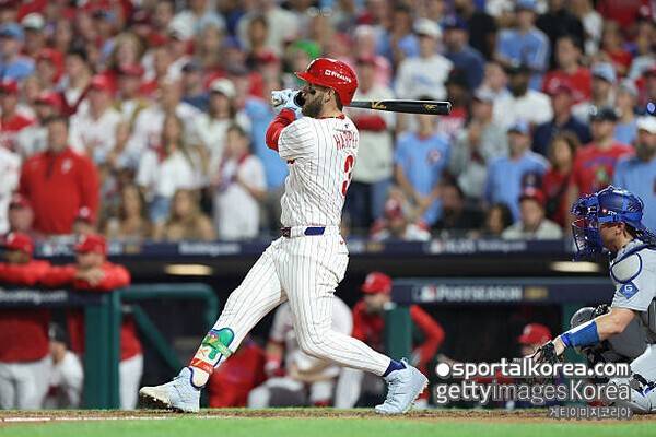 '우승 후보 1순위→탈락 임박' 타격왕·홈런왕·슈퍼스타 합쳐서 타율 0.095라니…필라델피아, 설마 3패로 짐 싸나