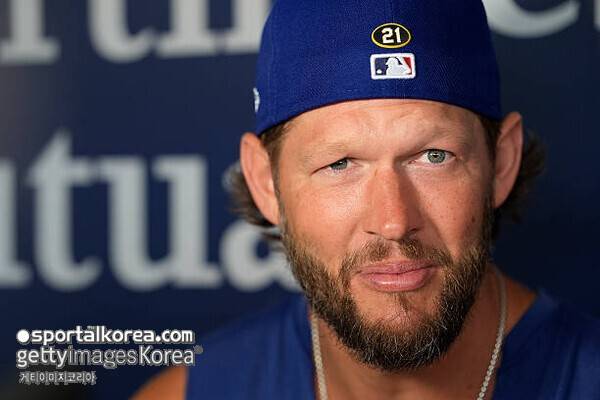 '유일하게 나타나지 않은 ML 최고의 선발 투수' 히든카드로 활약할 커쇼, 좌타자 상대 마무리로 시리즈 마지막 장식할까?