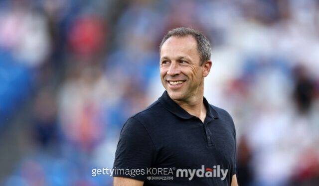 '메시 이어 손흥민 지휘한다'…MLS에서 감독 복 터졌다, LAFC 차기 감독 합의