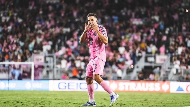 [오피셜] 또 한 명의 레전드가 떠난다, MLS에서 선수 은퇴 선언한 알바